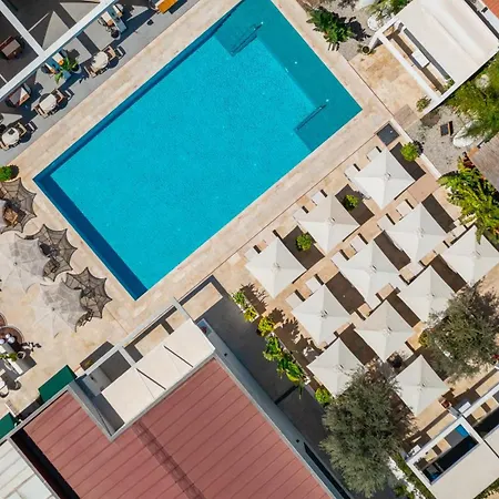 Blu Luxury Unique - Adults-only Отель 4*