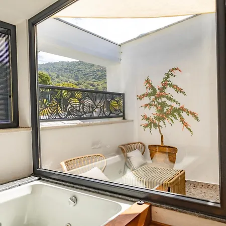 Blu Luxury Unique - Adults-only Hotel 4*