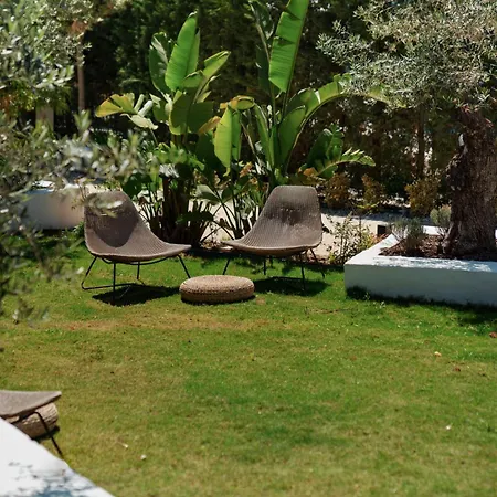 Blu Luxury Unique - Adults-only מלון