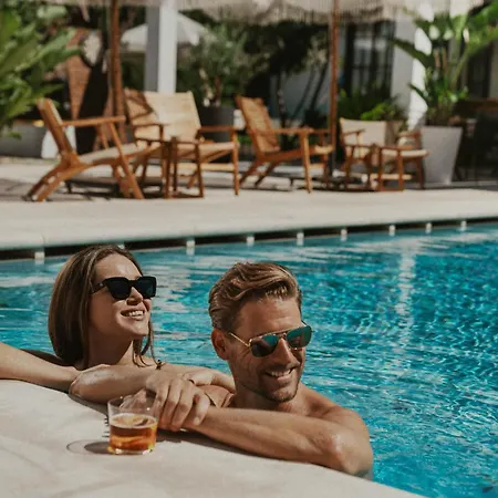מלון Blu Luxury Unique - Adults-only 4*